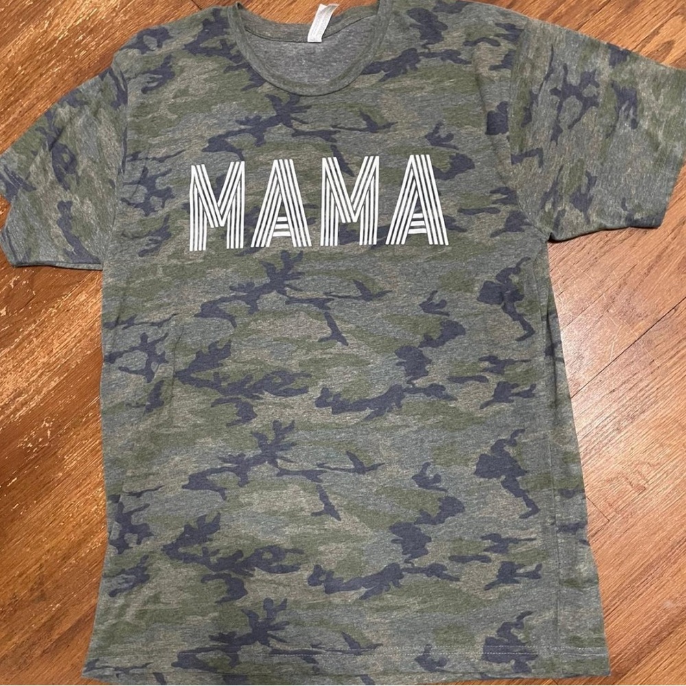 Green and Blue Camouflage Short Sleeve Tee with 'MAMA' Print
